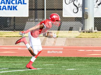 Thumbnail 1 in Albany vs. Santo (UIL 2A Region 2 Area Playoff) photogallery.