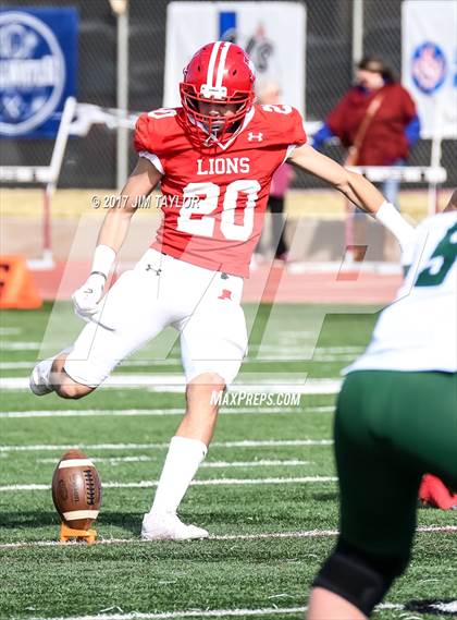 Thumbnail 1 in Albany vs. Santo (UIL 2A Region 2 Area Playoff) photogallery.