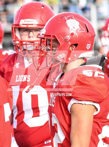 Thumbnail 2 in Albany vs. Santo (UIL 2A Region 2 Area Playoff) photogallery.