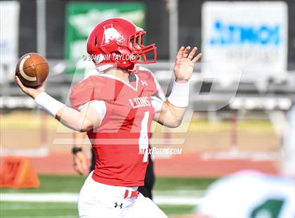 Thumbnail 1 in Albany vs. Santo (UIL 2A Region 2 Area Playoff) photogallery.