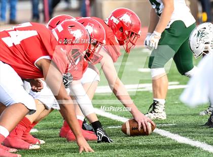 Thumbnail 1 in Albany vs. Santo (UIL 2A Region 2 Area Playoff) photogallery.