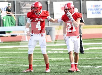 Thumbnail 3 in Albany vs. Santo (UIL 2A Region 2 Area Playoff) photogallery.