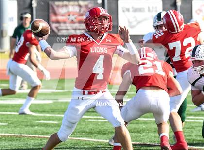 Thumbnail 1 in Albany vs. Santo (UIL 2A Region 2 Area Playoff) photogallery.