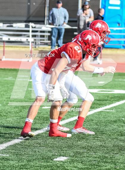 Thumbnail 1 in Albany vs. Santo (UIL 2A Region 2 Area Playoff) photogallery.