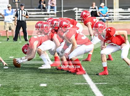 Thumbnail 1 in Albany vs. Santo (UIL 2A Region 2 Area Playoff) photogallery.