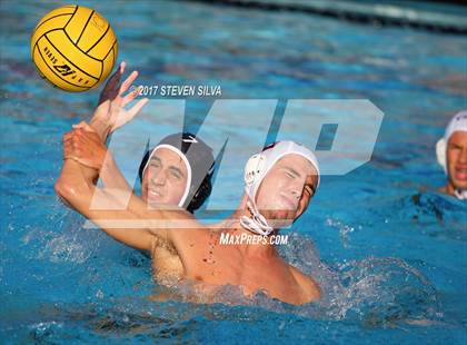 Thumbnail 2 in Carlsbad vs. Vista (CIF SDS Open Division Quarterfinal) photogallery.