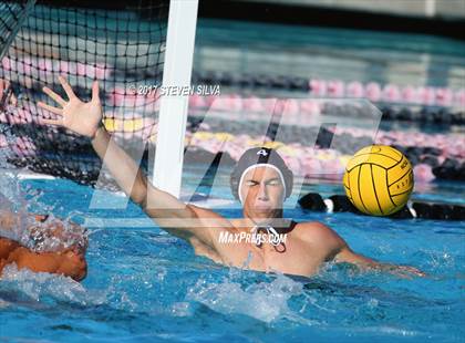 Thumbnail 3 in Carlsbad vs. Vista (CIF SDS Open Division Quarterfinal) photogallery.