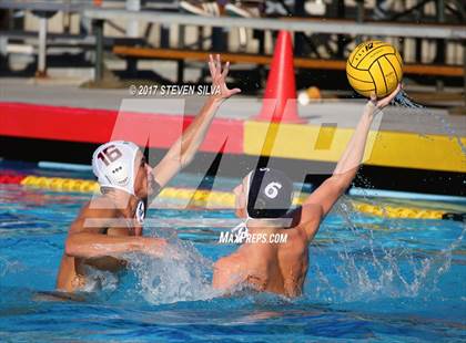 Thumbnail 3 in Carlsbad vs. Vista (CIF SDS Open Division Quarterfinal) photogallery.
