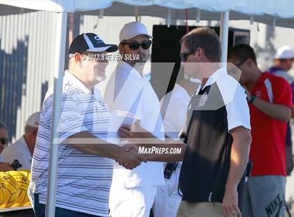 Thumbnail 3 in Carlsbad vs. Vista (CIF SDS Open Division Quarterfinal) photogallery.