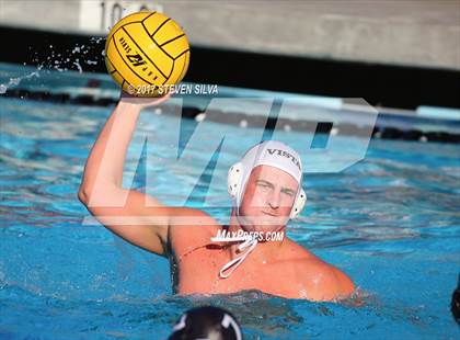 Thumbnail 1 in Carlsbad vs. Vista (CIF SDS Open Division Quarterfinal) photogallery.