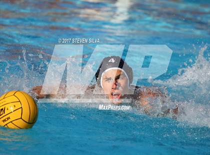 Thumbnail 2 in Carlsbad vs. Vista (CIF SDS Open Division Quarterfinal) photogallery.