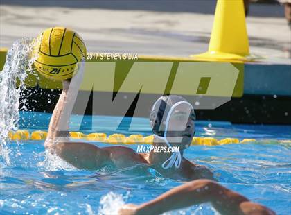 Thumbnail 2 in Carlsbad vs. Vista (CIF SDS Open Division Quarterfinal) photogallery.