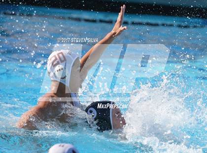 Thumbnail 3 in Carlsbad vs. Vista (CIF SDS Open Division Quarterfinal) photogallery.