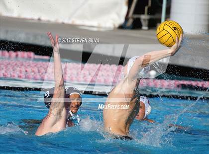 Thumbnail 2 in Carlsbad vs. Vista (CIF SDS Open Division Quarterfinal) photogallery.
