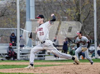 Thumbnail 1 in Wellesley @ Needham photogallery.