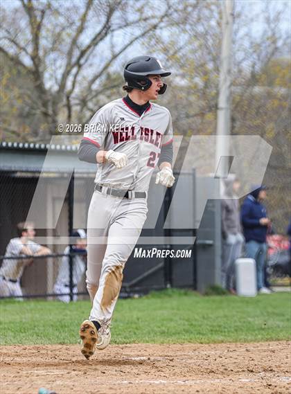 Thumbnail 2 in Wellesley @ Needham photogallery.