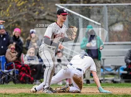 Thumbnail 2 in Wellesley @ Needham photogallery.