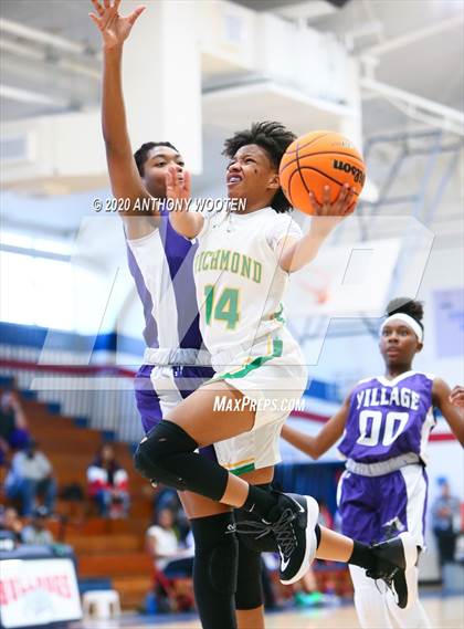 Thumbnail 1 in Village Christian Academy vs. Richmond (MLK Dream Jam) photogallery.
