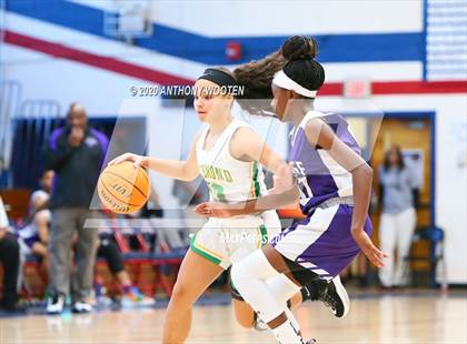 Thumbnail 2 in Village Christian Academy vs. Richmond (MLK Dream Jam) photogallery.