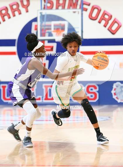 Thumbnail 1 in Village Christian Academy vs. Richmond (MLK Dream Jam) photogallery.