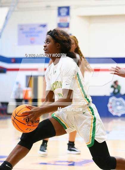 Thumbnail 2 in Village Christian Academy vs. Richmond (MLK Dream Jam) photogallery.