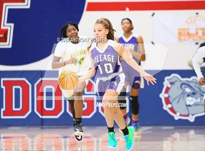 Thumbnail 3 in Village Christian Academy vs. Richmond (MLK Dream Jam) photogallery.