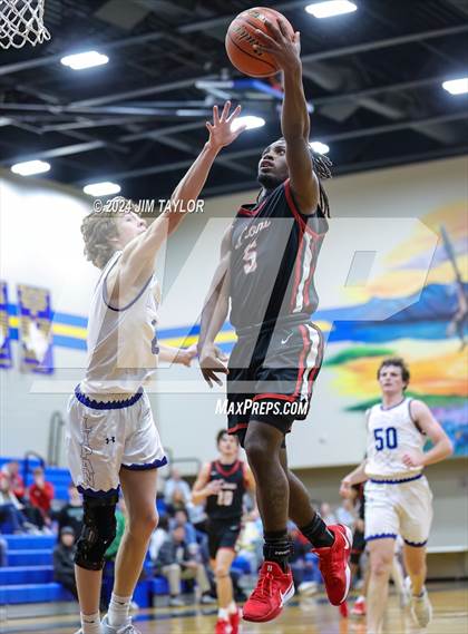 Thumbnail 3 in Lipan vs Kountze (HD Howard Classic) photogallery.