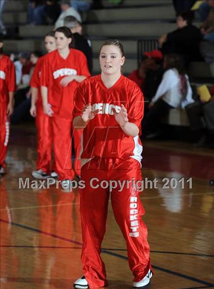 Thumbnail 2 in Altoona vs. Spencer (Cloverbelt Crossover Playoff) photogallery.