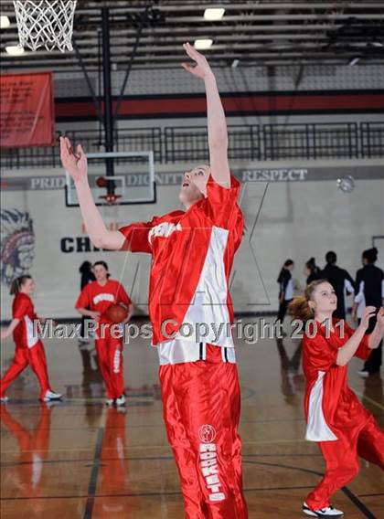 Thumbnail 2 in Altoona vs. Spencer (Cloverbelt Crossover Playoff) photogallery.