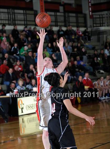 Thumbnail 1 in Altoona vs. Spencer (Cloverbelt Crossover Playoff) photogallery.