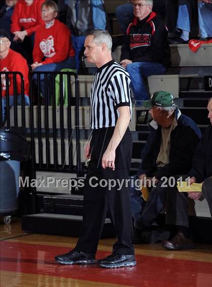 Thumbnail 3 in Altoona vs. Spencer (Cloverbelt Crossover Playoff) photogallery.