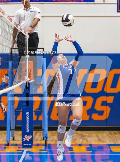 Thumbnail 3 in Xavier College Prep vs. Westwood (Westwood TOC) photogallery.