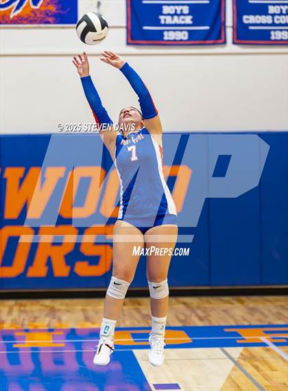 Thumbnail 3 in Xavier College Prep vs. Westwood (Westwood TOC) photogallery.