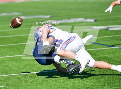 Thumbnail 2 in Smithson Valley vs Westlake (Class 6A Div II Second Round) photogallery.