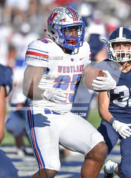 Thumbnail 1 in Smithson Valley vs Westlake (Class 6A Div II Second Round) photogallery.