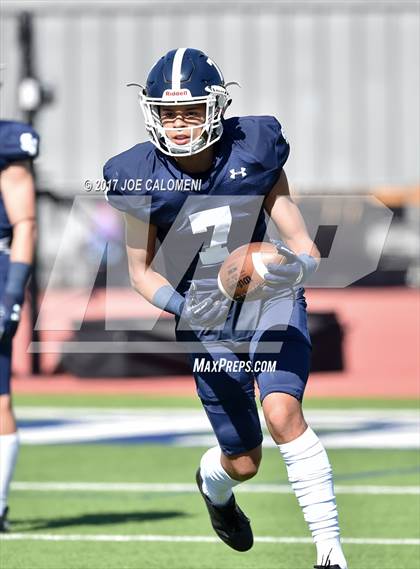 Thumbnail 1 in Smithson Valley vs Westlake (Class 6A Div II Second Round) photogallery.