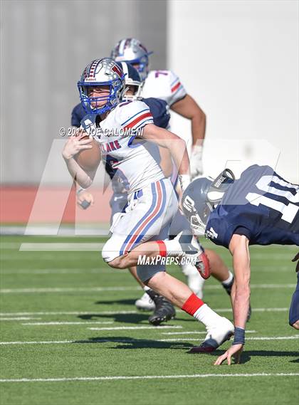 Thumbnail 2 in Smithson Valley vs Westlake (Class 6A Div II Second Round) photogallery.