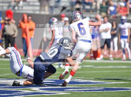 Thumbnail 3 in Smithson Valley vs Westlake (Class 6A Div II Second Round) photogallery.