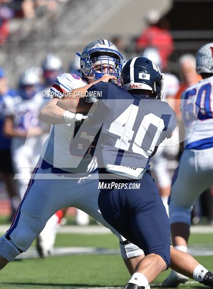 Thumbnail 2 in Smithson Valley vs Westlake (Class 6A Div II Second Round) photogallery.