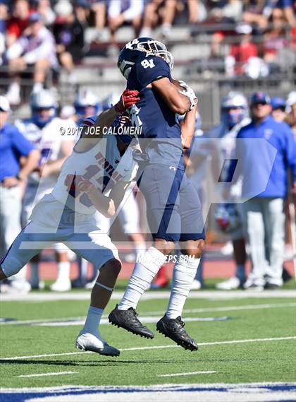 Thumbnail 2 in Smithson Valley vs Westlake (Class 6A Div II Second Round) photogallery.