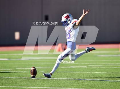 Thumbnail 3 in Smithson Valley vs Westlake (Class 6A Div II Second Round) photogallery.