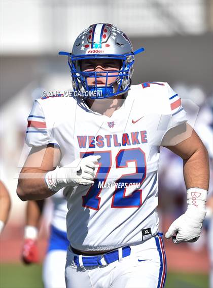 Thumbnail 2 in Smithson Valley vs Westlake (Class 6A Div II Second Round) photogallery.