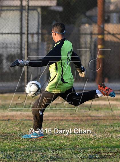 Thumbnail 1 in Arroyo @ Gabrielino photogallery.