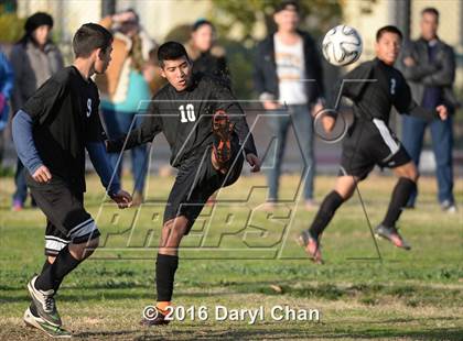 Thumbnail 2 in Arroyo @ Gabrielino photogallery.