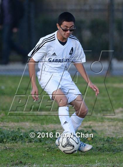 Thumbnail 1 in Arroyo @ Gabrielino photogallery.