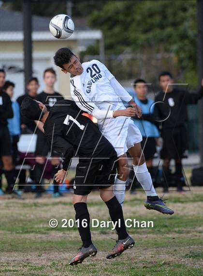 Thumbnail 1 in Arroyo @ Gabrielino photogallery.