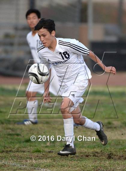 Thumbnail 3 in Arroyo @ Gabrielino photogallery.