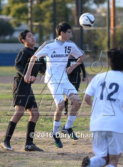 Thumbnail 1 in Arroyo @ Gabrielino photogallery.