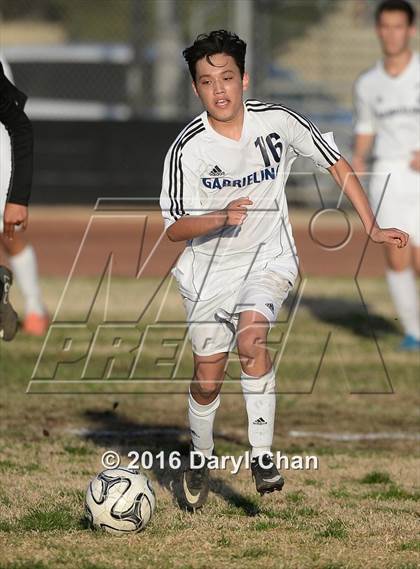 Thumbnail 2 in Arroyo @ Gabrielino photogallery.
