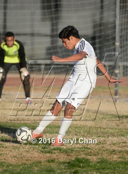 Thumbnail 2 in Arroyo @ Gabrielino photogallery.